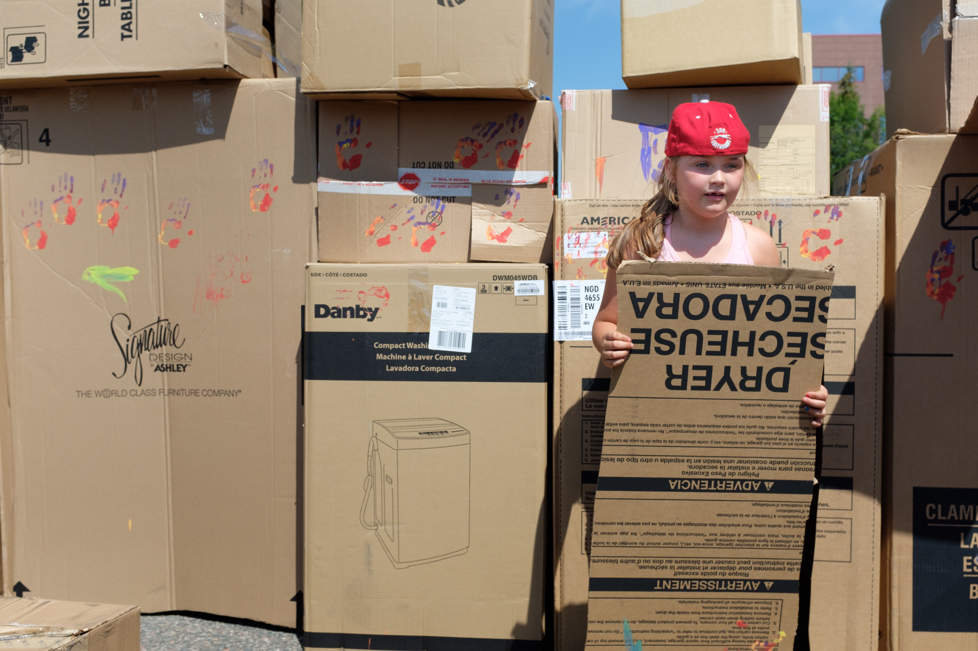 build the ultimate box fort kit